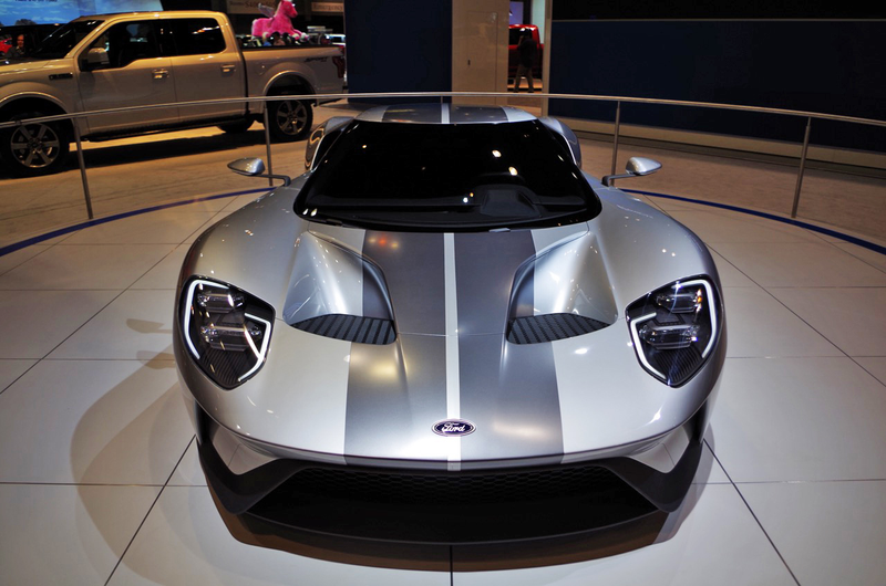 Illustration for article titled El nuevo Ford GT plateado es casi más espectacular que el original